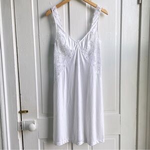 Vintage Malizia by La Perla Made in Italy White Slip